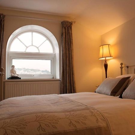 Ascot House Hotel Торки Экстерьер фото